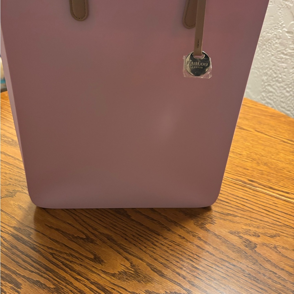 Light purple Fablou London light pink silicone Tote Bag with a small purse. - Picture 3 of 11